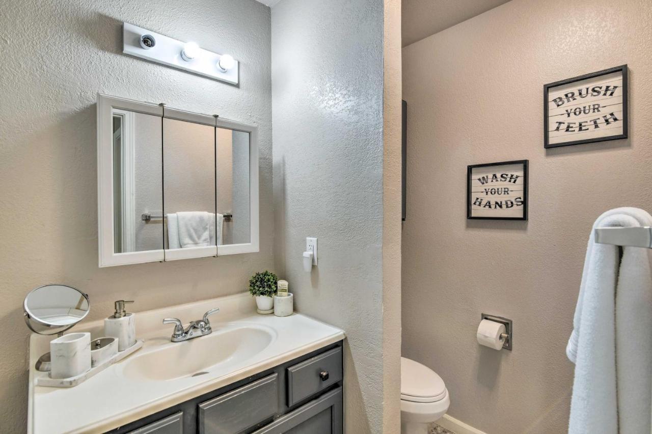 Updated Townhome Near Airport And Shopping! Anchorage Eksteriør billede
