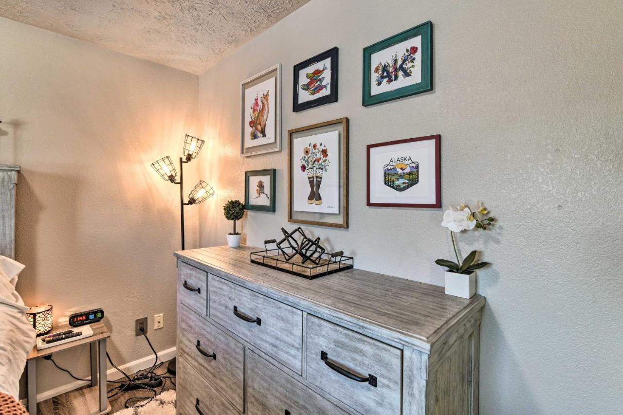 Updated Townhome Near Airport And Shopping! Anchorage Eksteriør billede